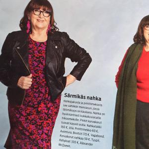 Viva-lehti 1/2024 - muuttujalla nahkaiset Söpöyskupla korvikset © Tyypit